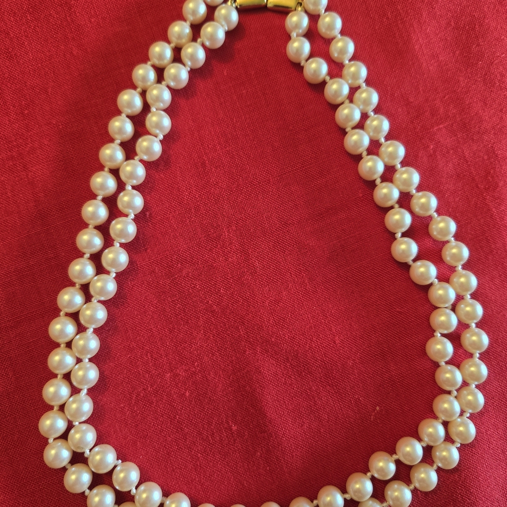 Monet Cream Double-Strand Necklace with Timeless Elegance